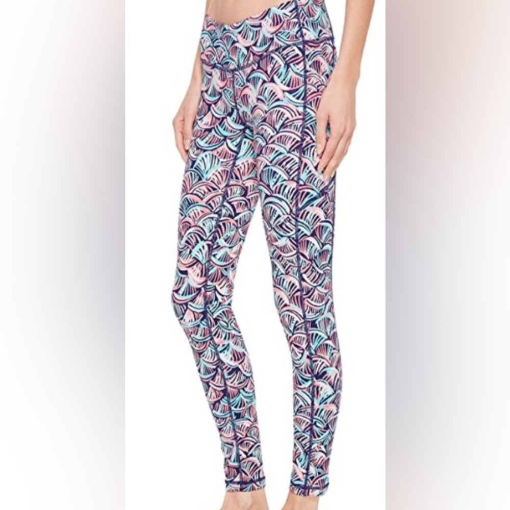 Lilly Pulitzer Neptunes Net Weekender Luxletic Leggings - Picture 3 of 12
